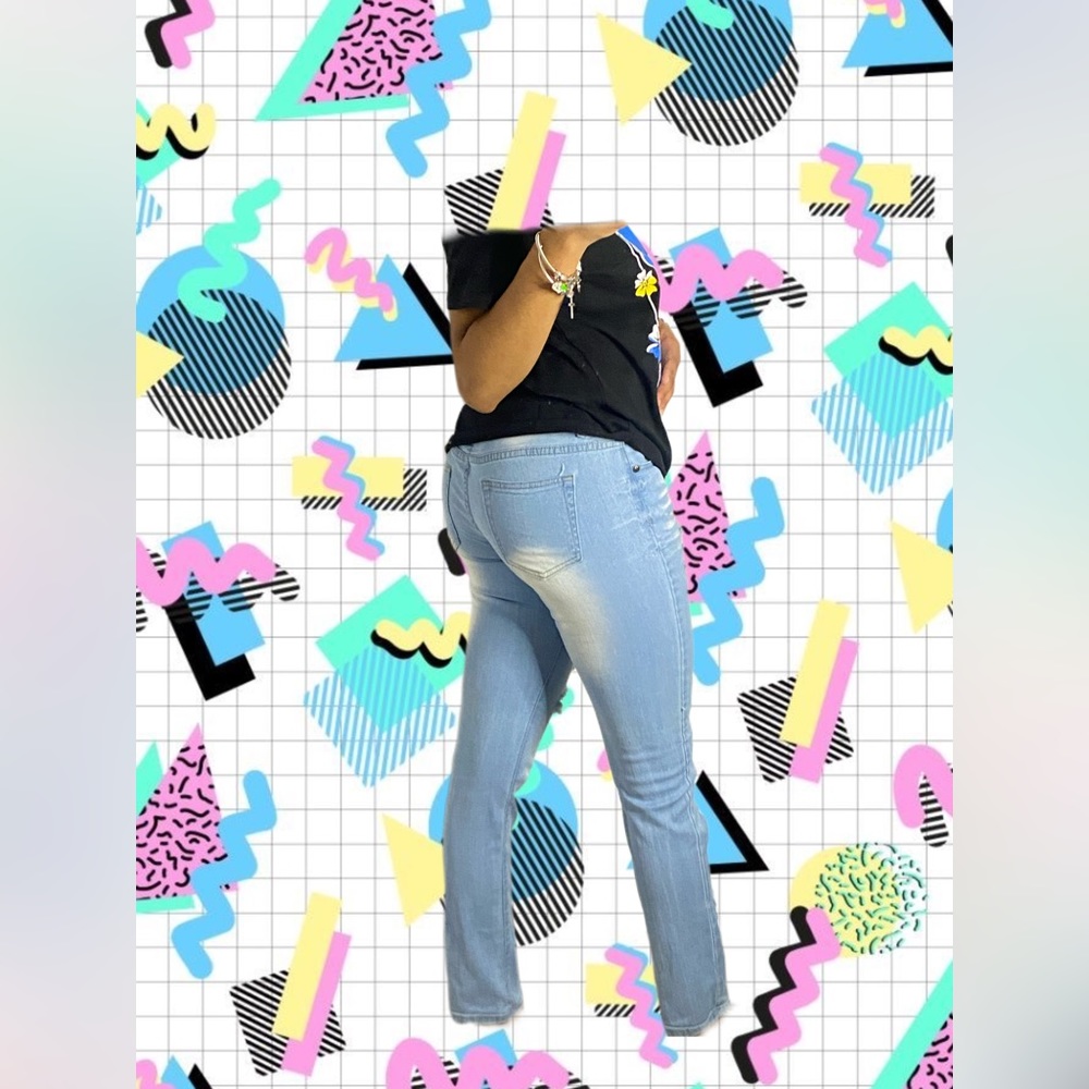 VIP Jeans - Picture 2 of 3